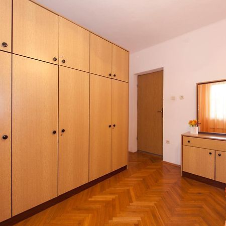 Apartmani Darinka Baška Voda Esterno foto