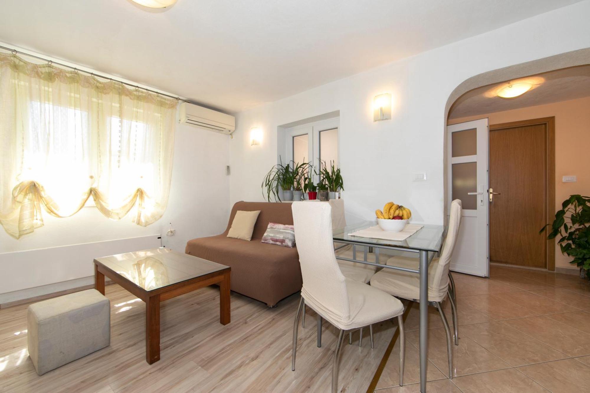 Apartmani Darinka Baška Voda Esterno foto