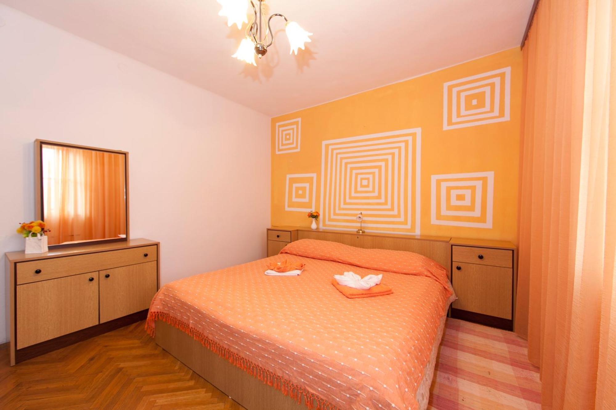Apartmani Darinka Baška Voda Esterno foto