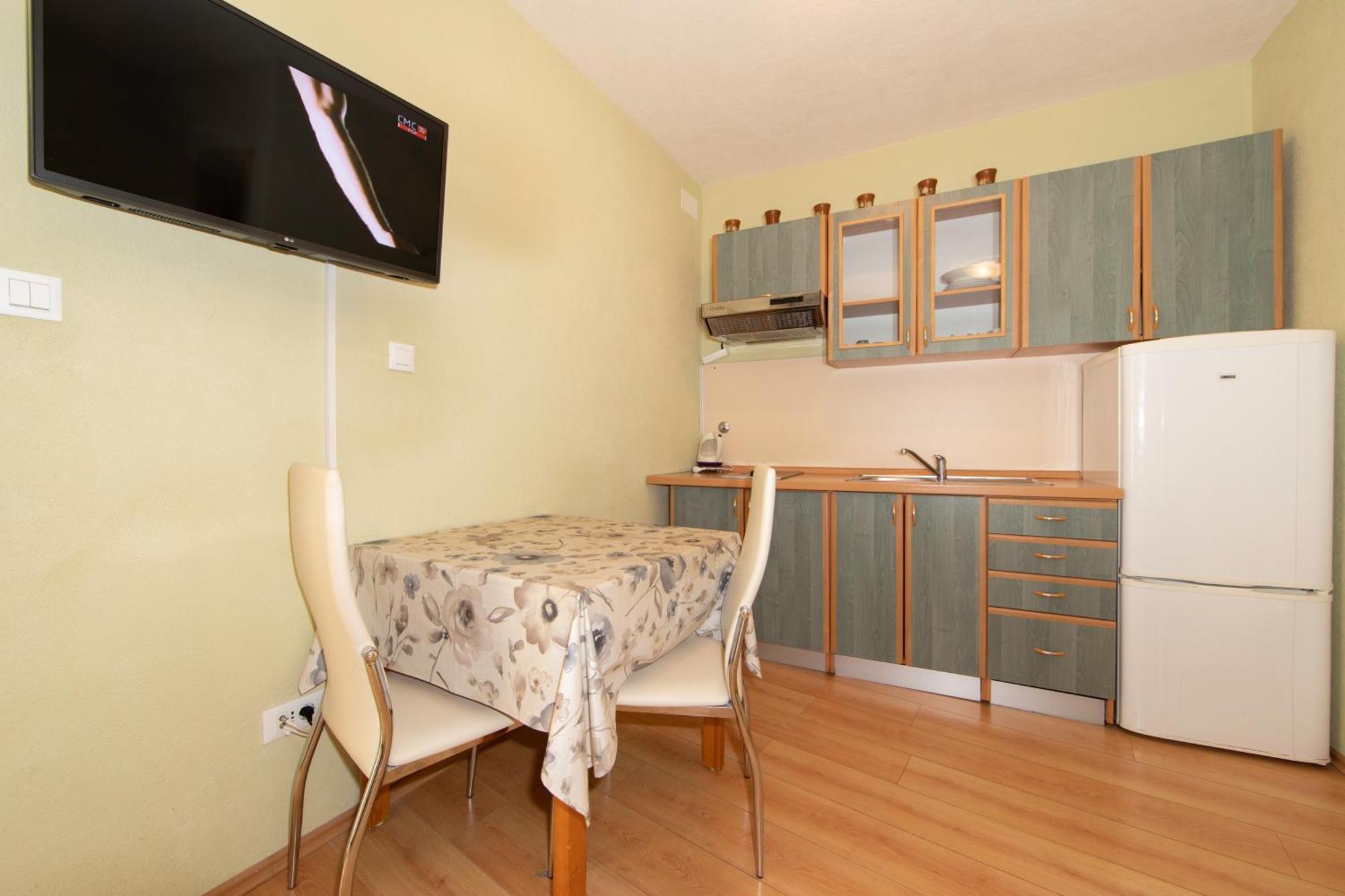 Apartmani Darinka Baška Voda Esterno foto