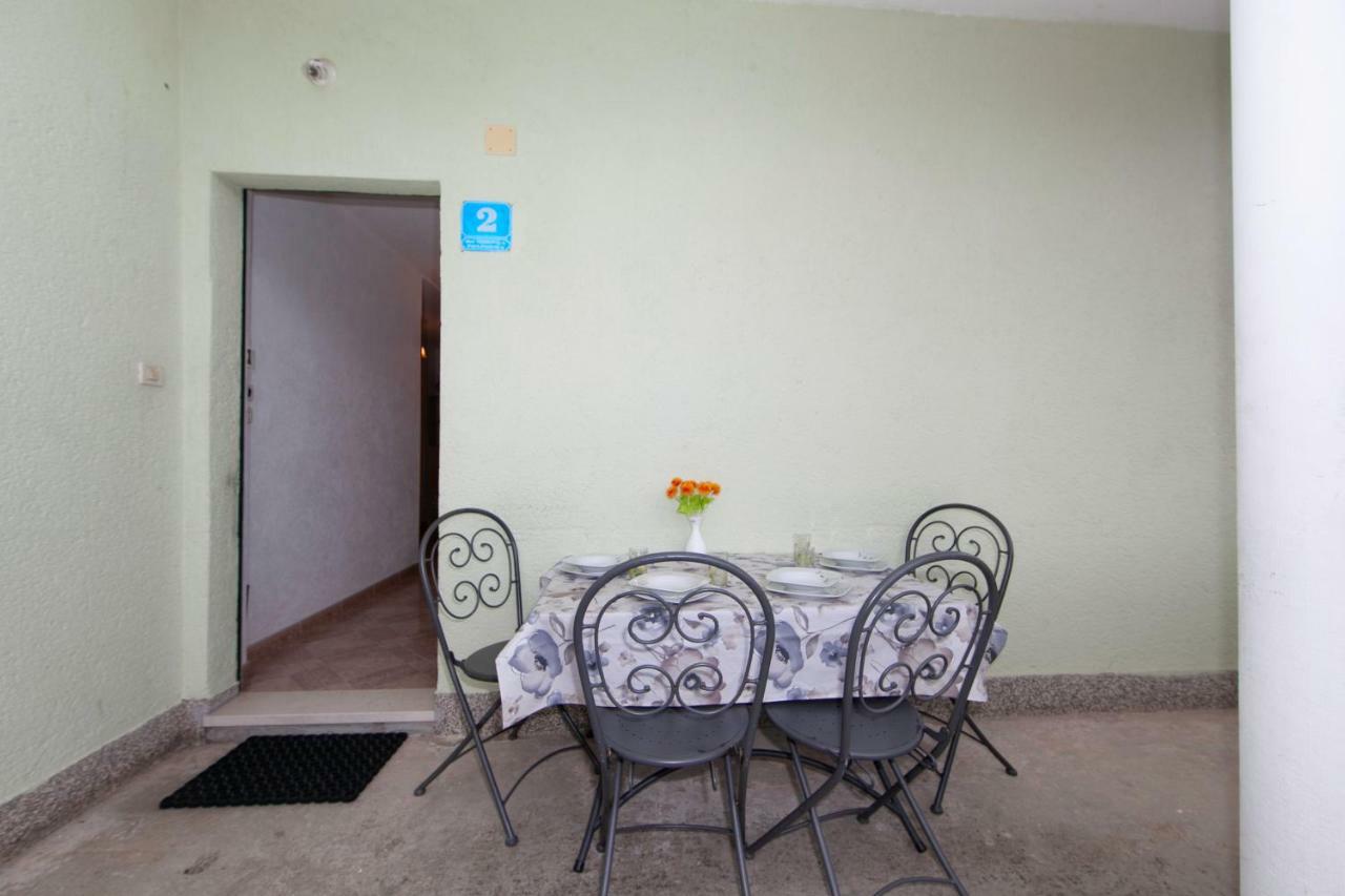 Apartmani Darinka Baška Voda Esterno foto