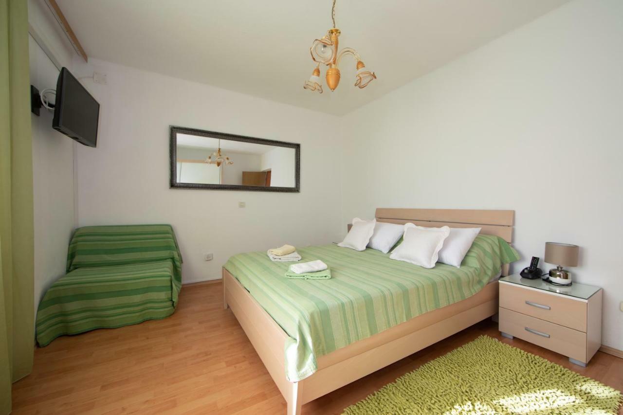 Apartmani Darinka Baška Voda Esterno foto