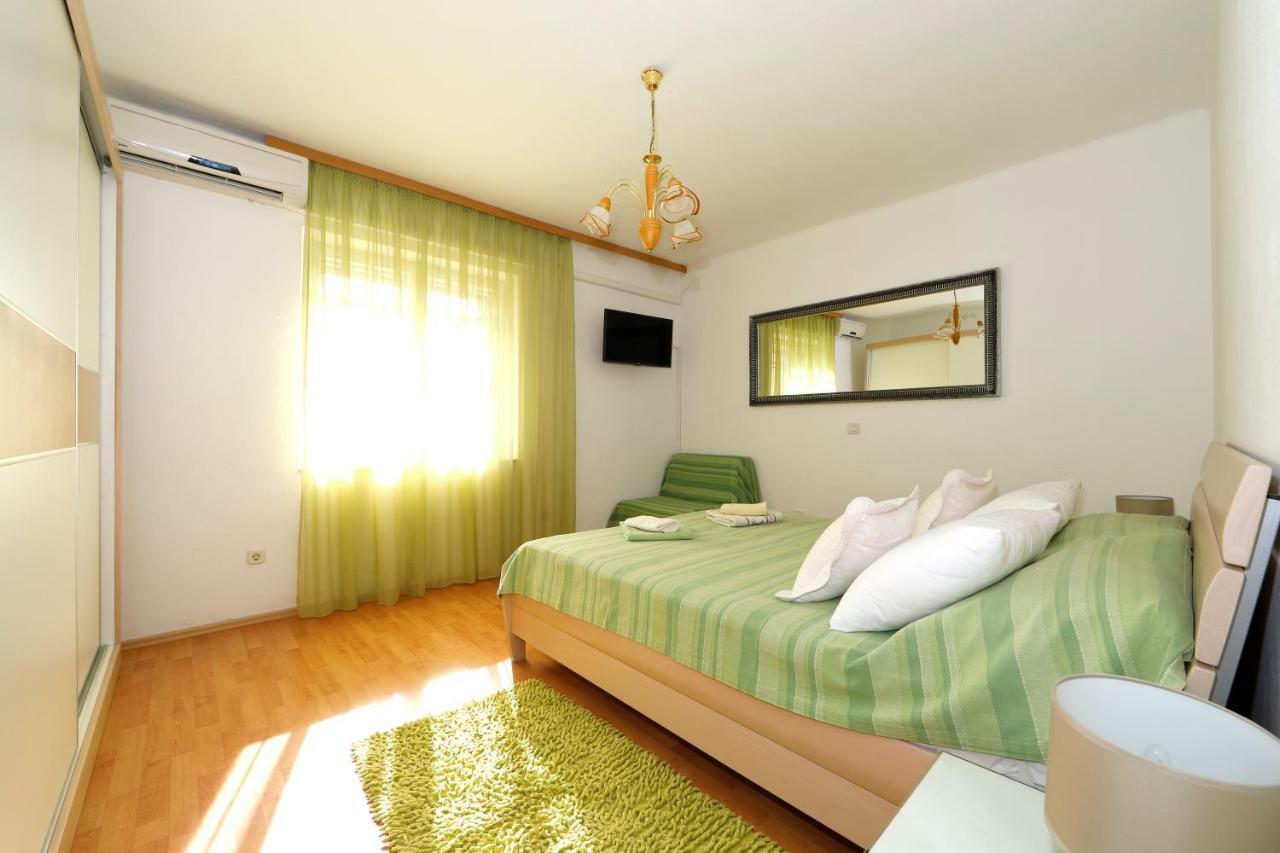 Apartmani Darinka Baška Voda Esterno foto