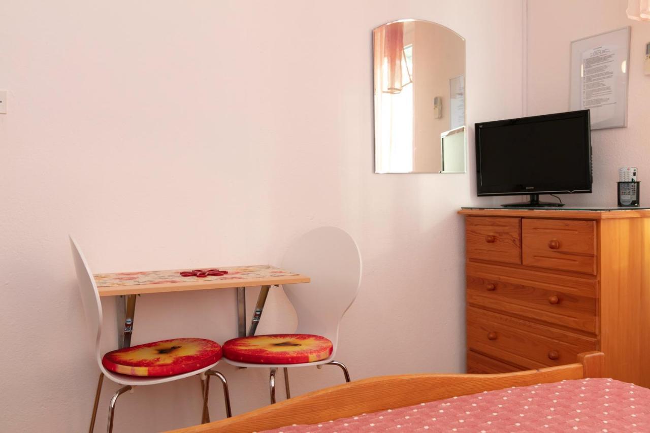 Apartmani Darinka Baška Voda Esterno foto