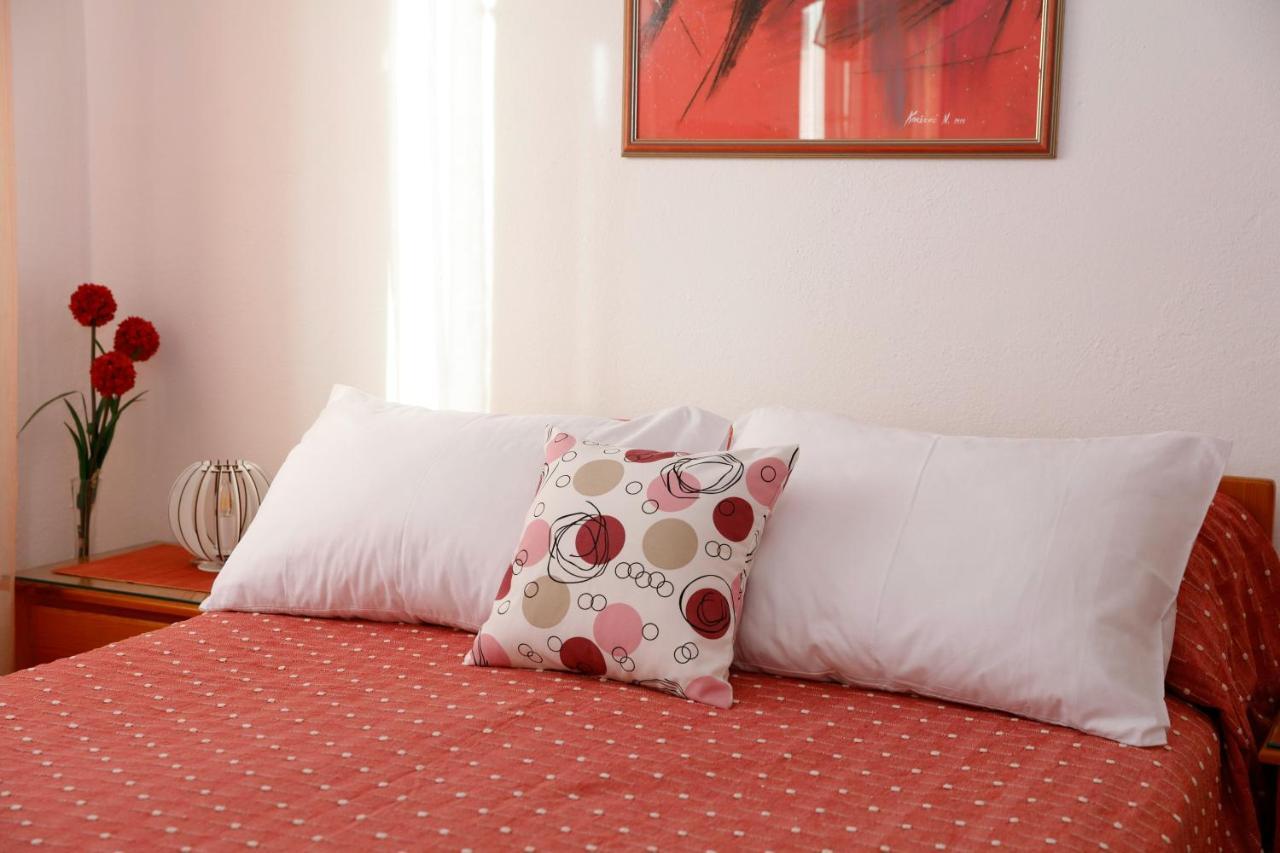 Apartmani Darinka Baška Voda Esterno foto